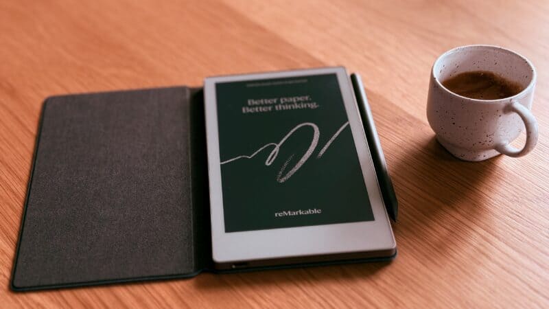 reMarkable Paper Pro Move