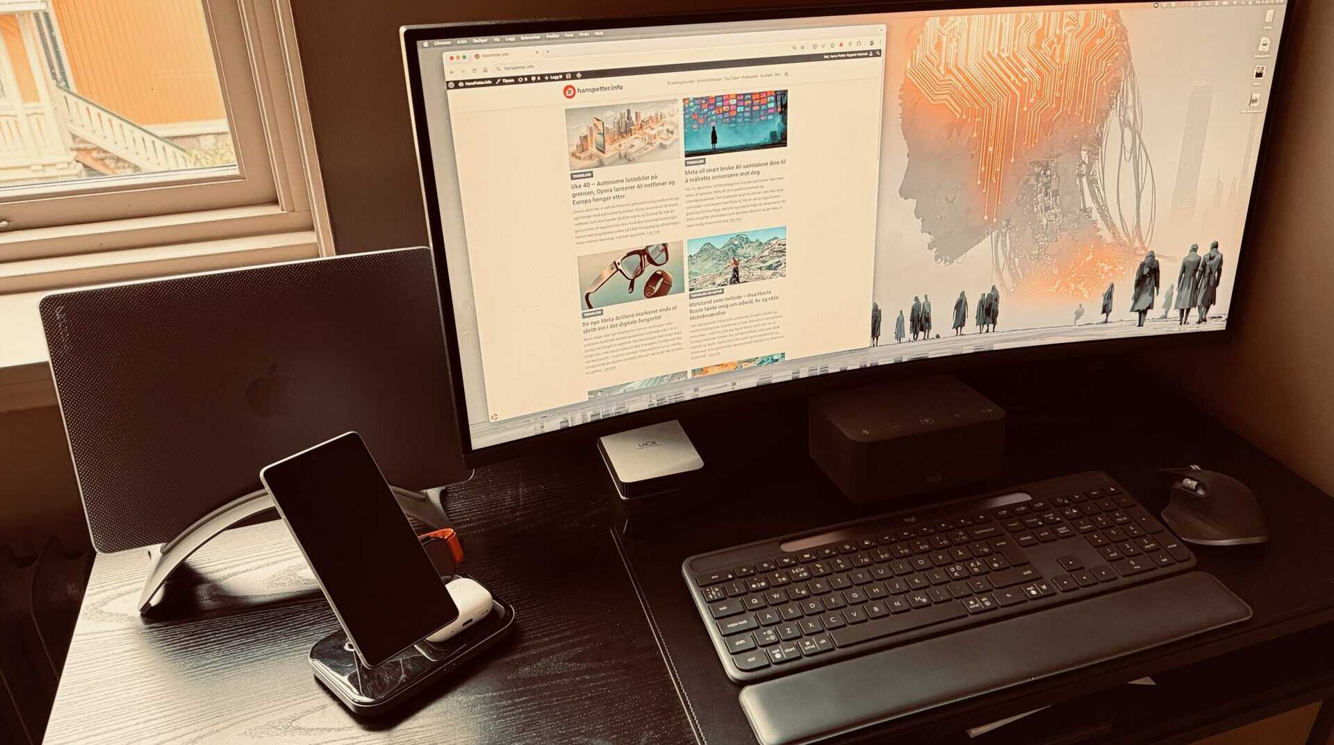 Logitech Slim Solar+ K980